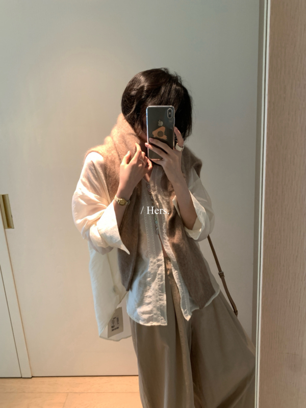 現貨  氣質V領微皺感寬鬆長袖襯衫