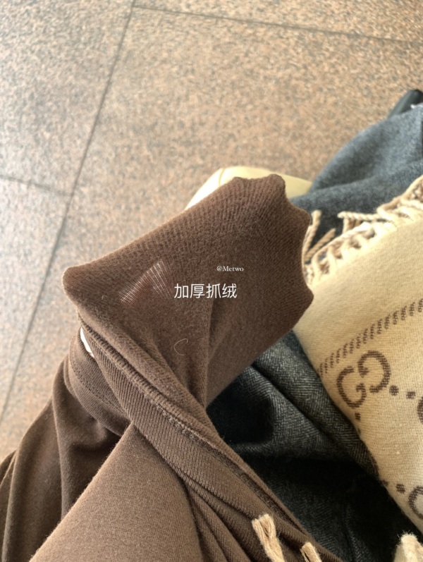 現貨 火爐瘦瘦Tee（多色囤）簡約日常百搭加厚抓絨U領打底衫