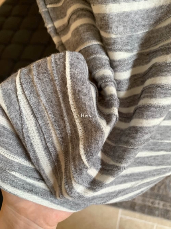 印象派   簡約日常設計感立體肌理條紋短袖T恤 🤎簡約不簡單🤎