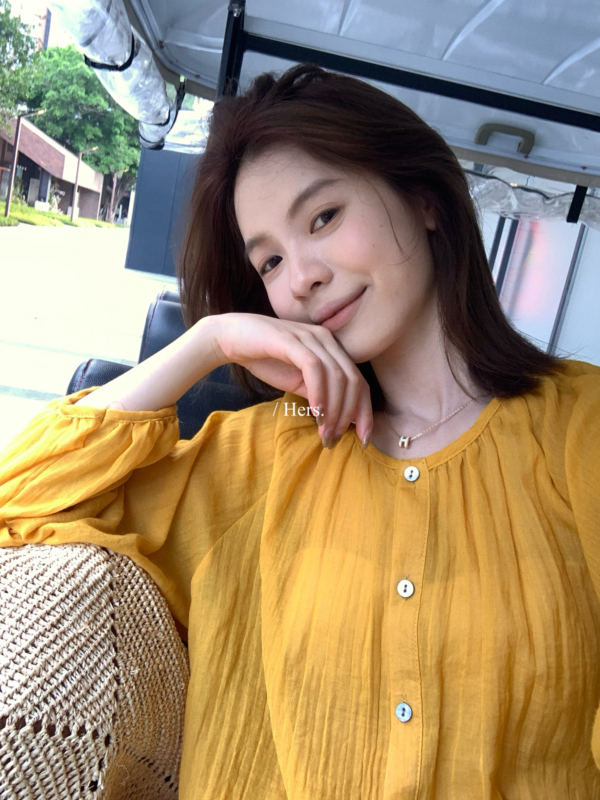 秋上新！現貨+預購 超美色系可選透氣舒服日系小衫