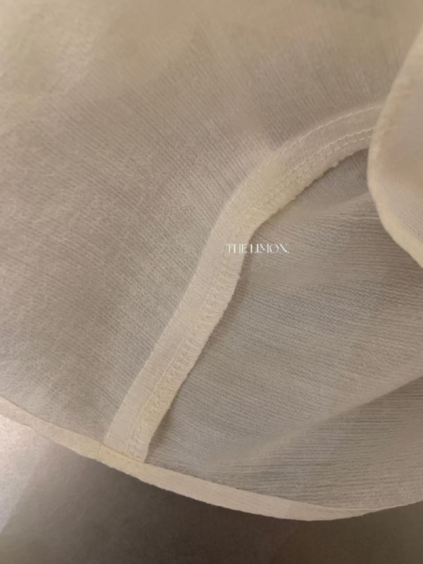 秋上新！現貨+預購 佛羅倫薩紐結設計感小衫+蕾絲吊帶兩件套套裝